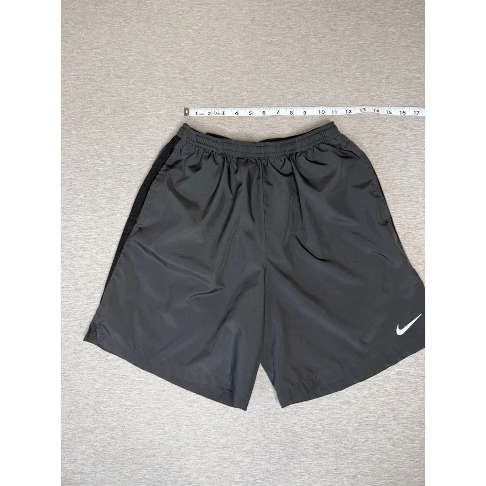 Nike Dri-FIT Womens Running Shorts Grey Black Mesh 644242-060 Size Medium